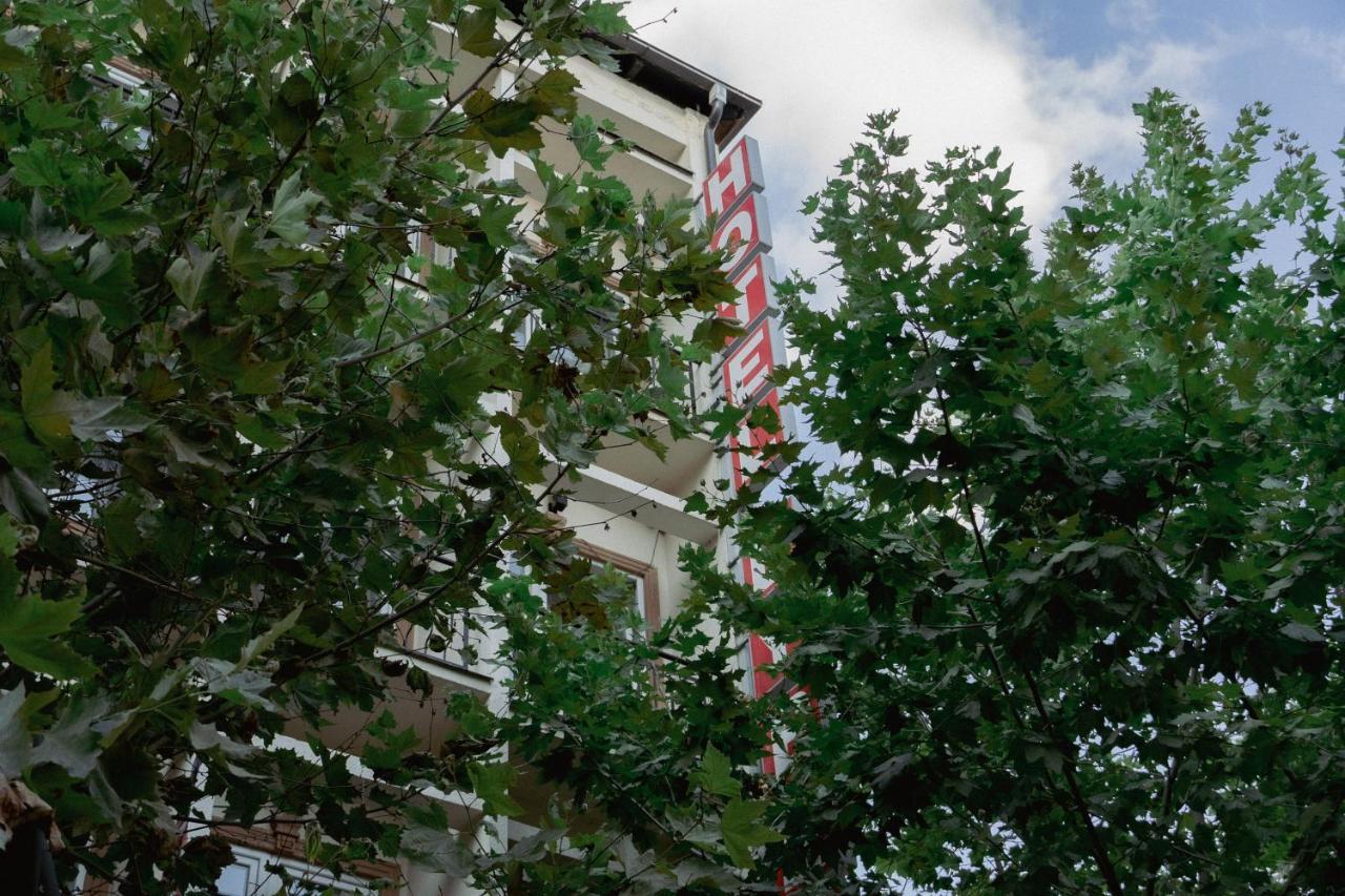 Hotel Lybeten フェリザイ エクステリア 写真