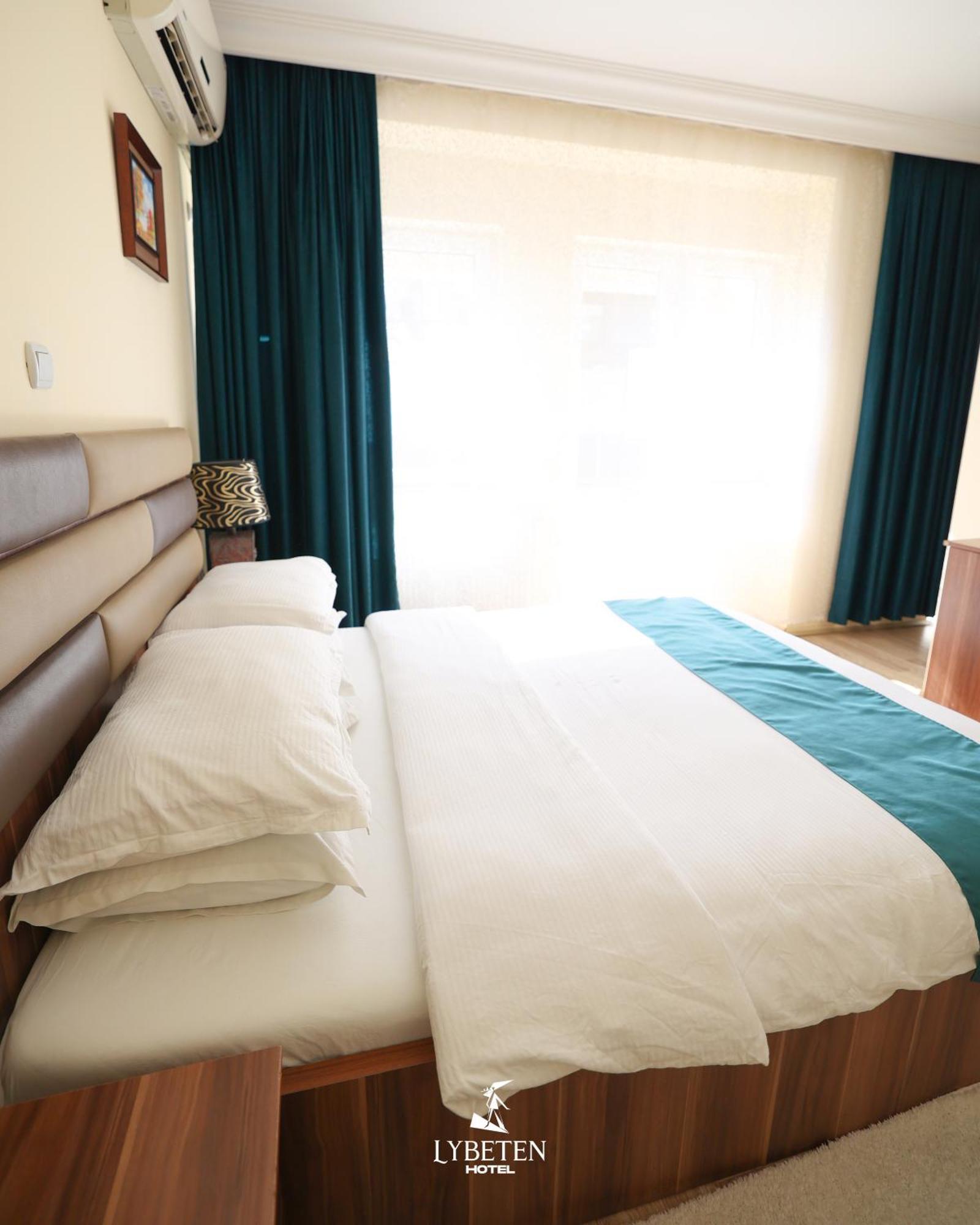 Hotel Lybeten フェリザイ エクステリア 写真