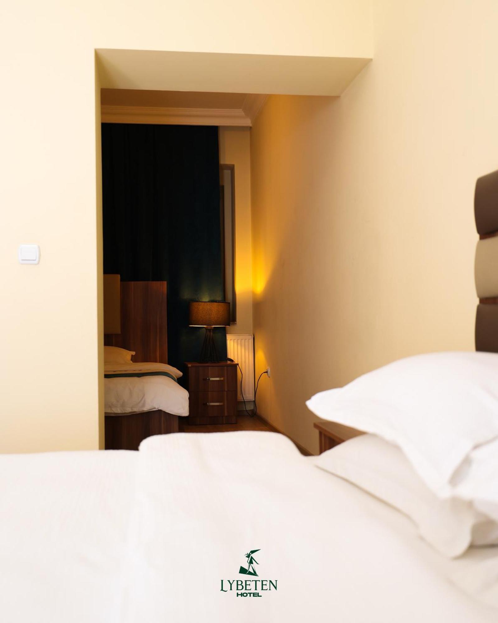 Hotel Lybeten フェリザイ エクステリア 写真